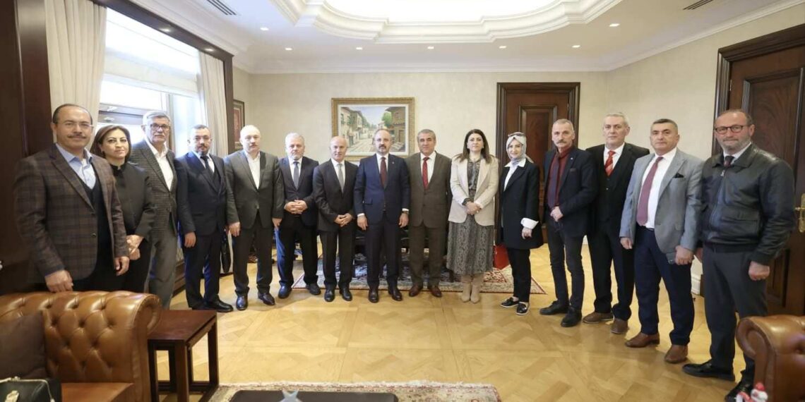 Uluslararası Basın Konfederasyonu’ndan ‘Meslek Odası’ talebi: Ankara’dan tam destek